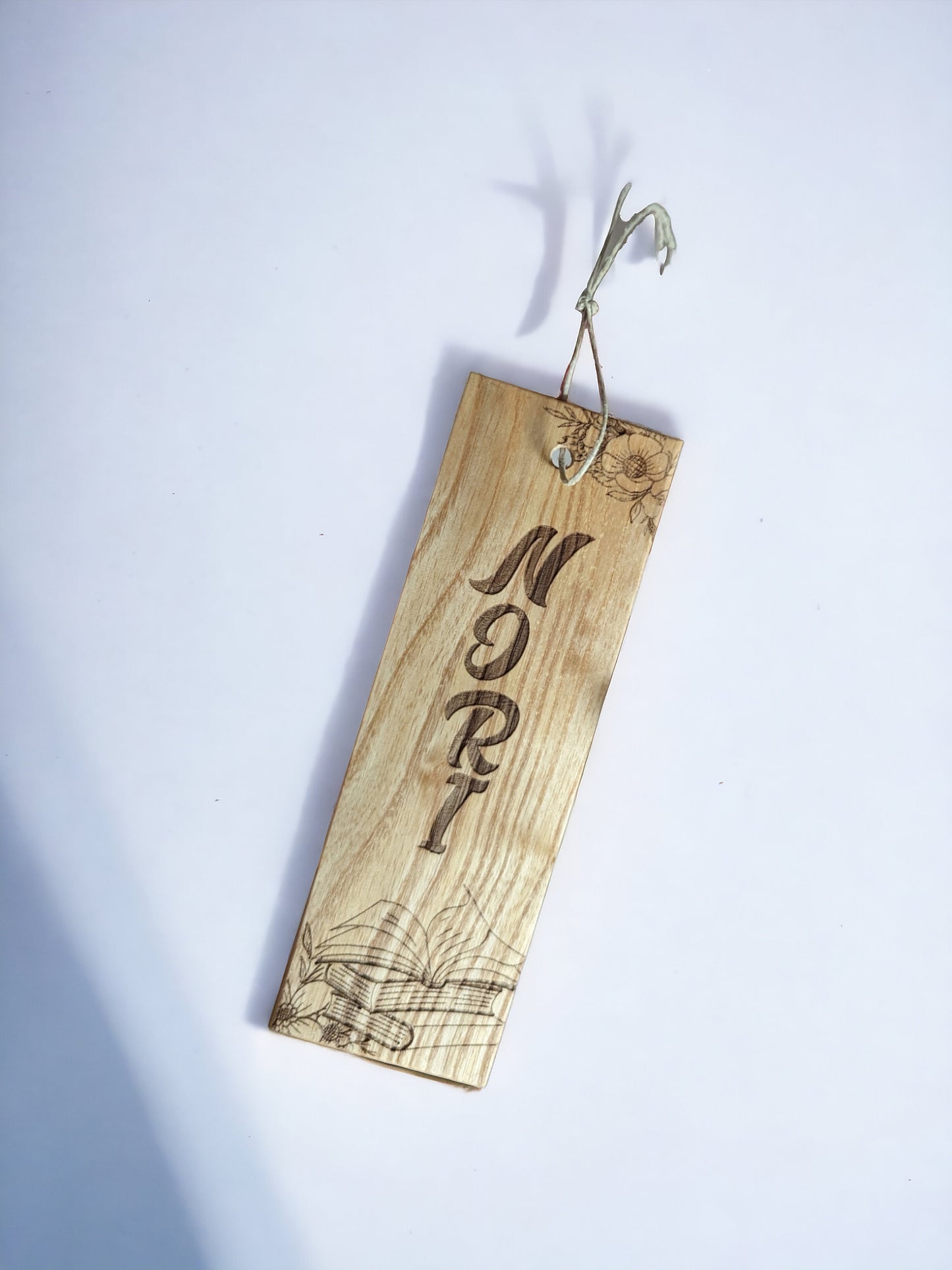 Personalized Wood Bookmark: Craft Your Story, One Page at a Time!